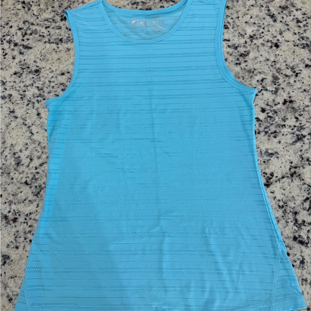 Sleeveless Blue Zyia active top